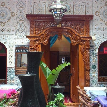 Ryad Bab Berdaine Meknès Esterno foto