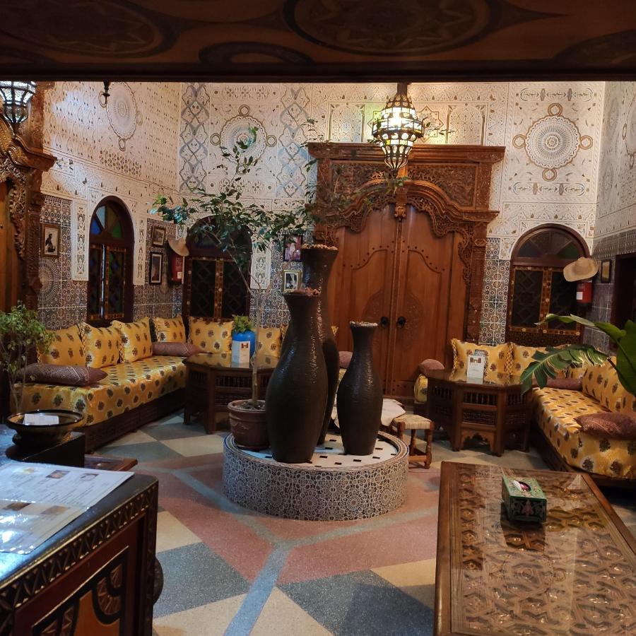 Ryad Bab Berdaine Meknès Esterno foto