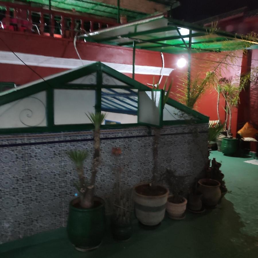 Ryad Bab Berdaine Meknès Esterno foto