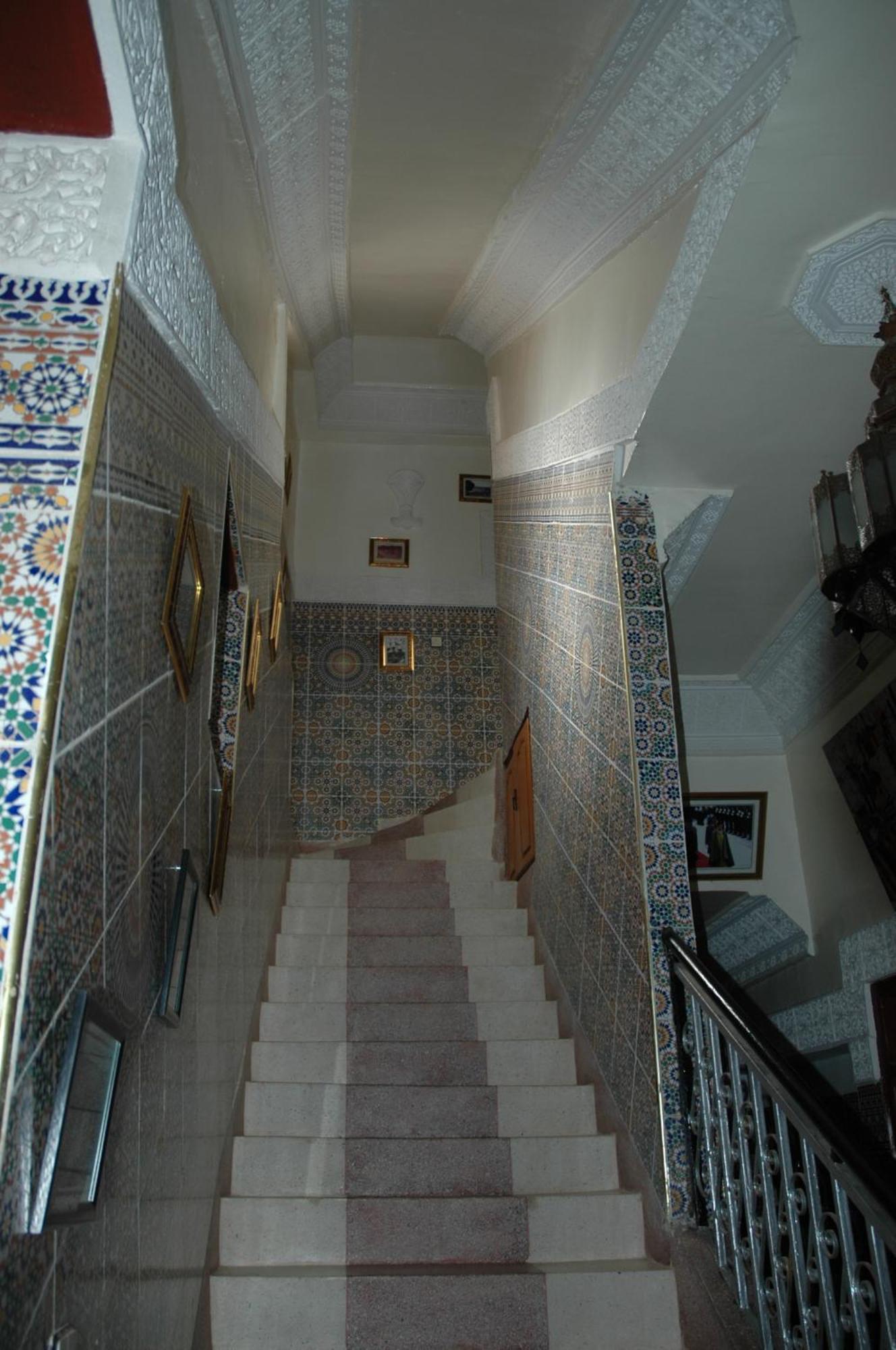 Ryad Bab Berdaine Meknès Esterno foto