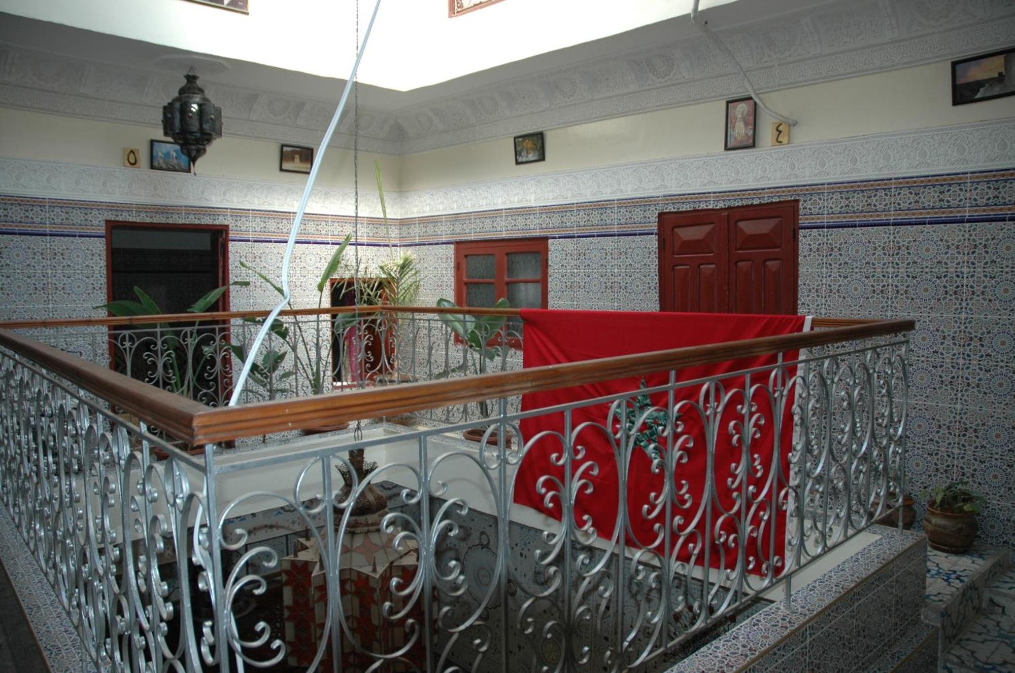 Ryad Bab Berdaine Meknès Esterno foto